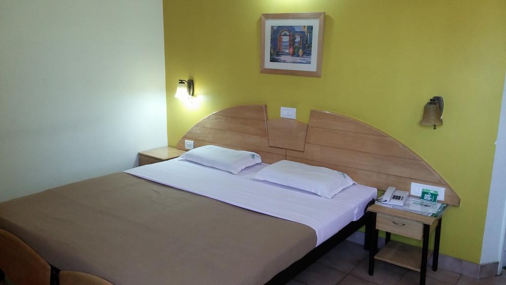 Tom'S Hotel Bangalore Quarto foto